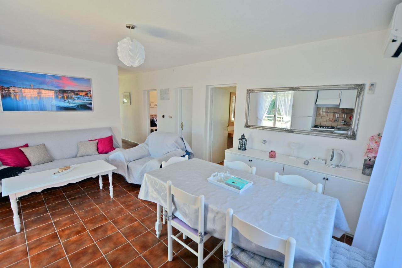 Villa Casablanca Supetar Exterior foto